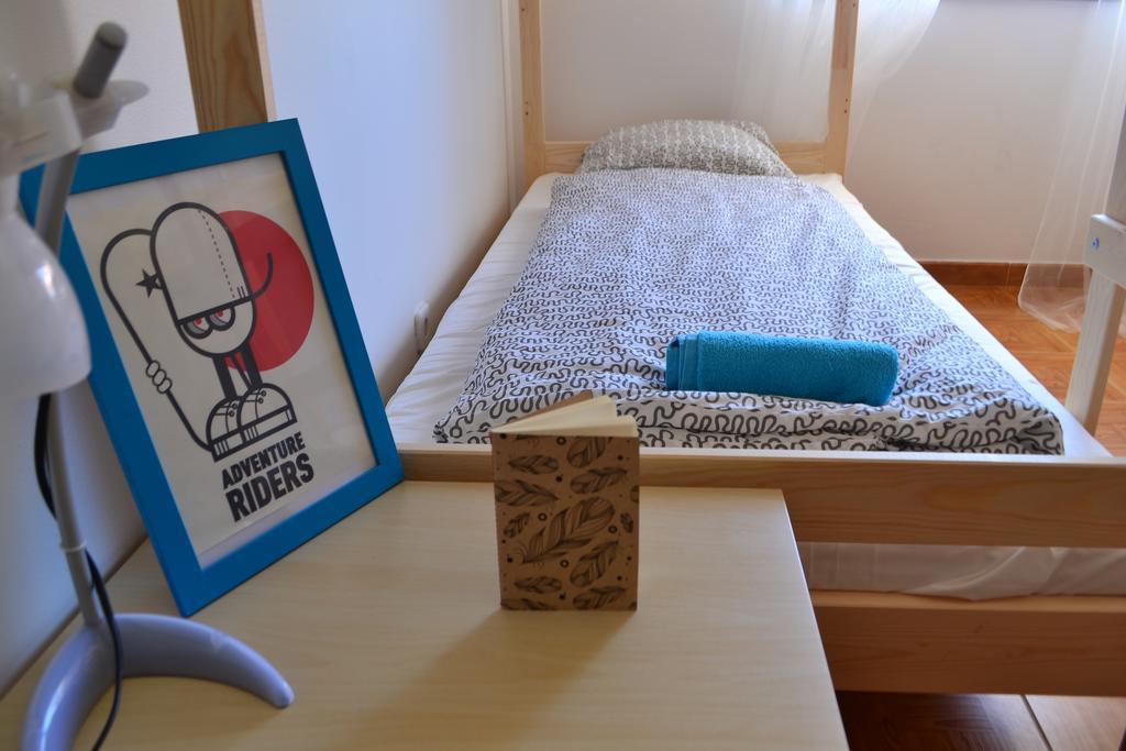 Hostel Surf House Peniche Baleal Zimmer foto