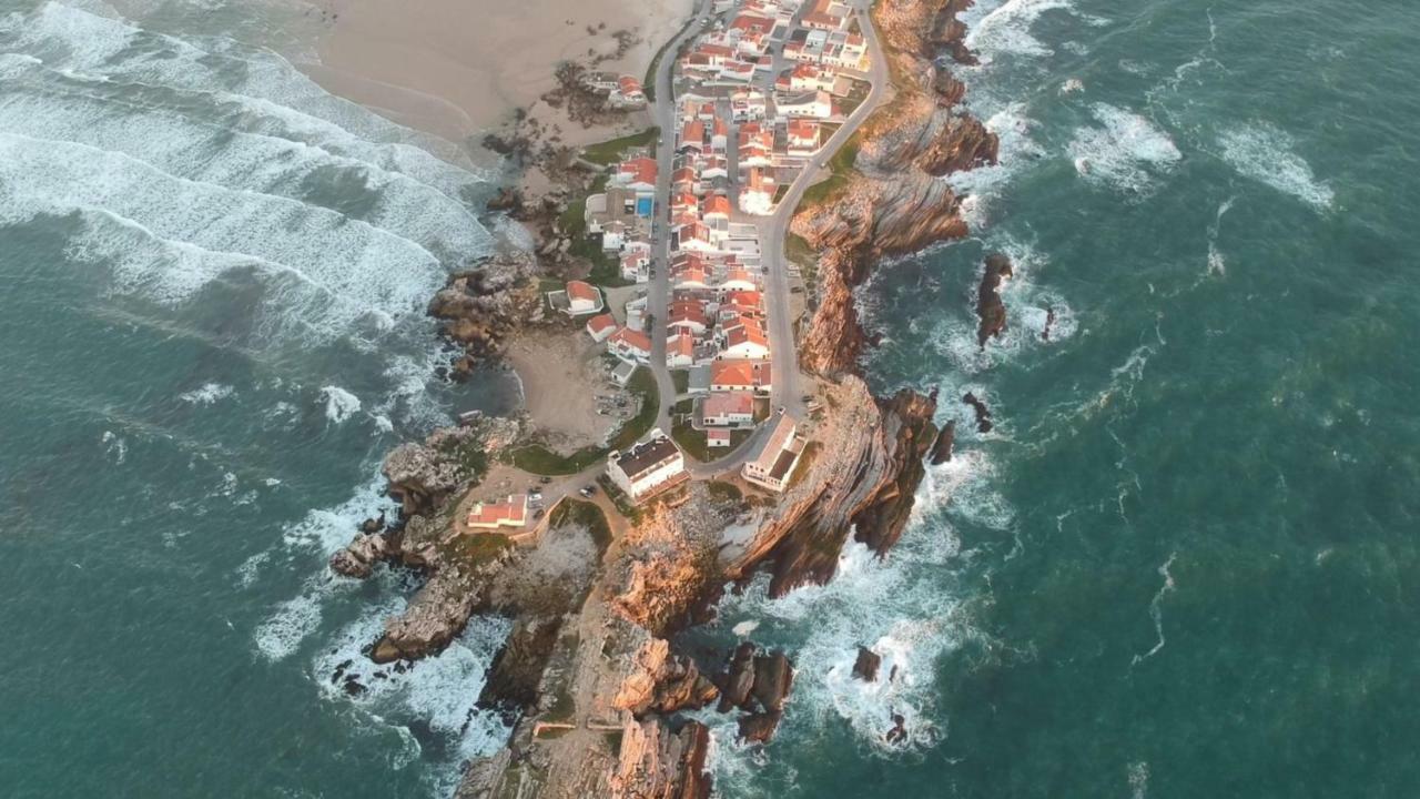 Hostel Surf House Peniche Baleal Exterior foto